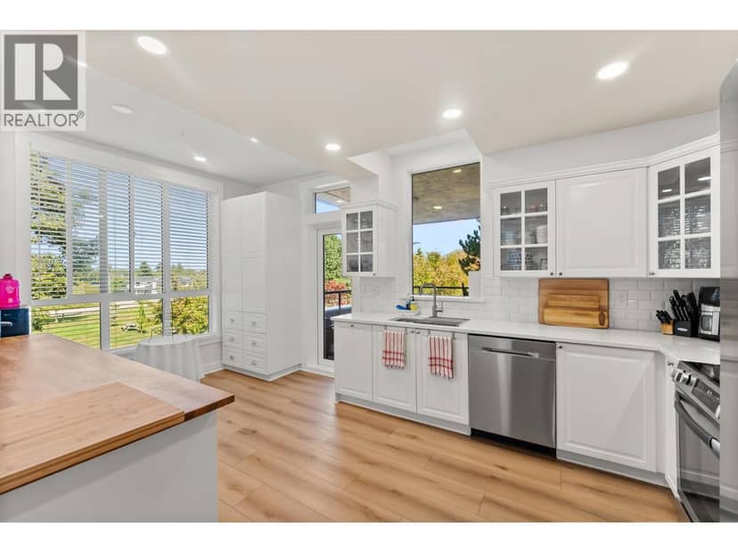 221 12873 RAILWAY AVENUE, Richmond