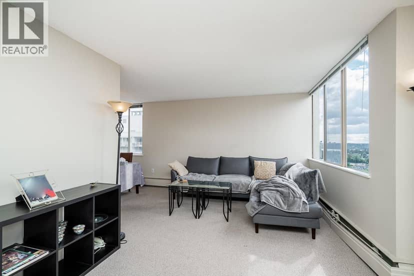 1609 2008 FULLERTON AVENUE, North Vancouver, photo 6