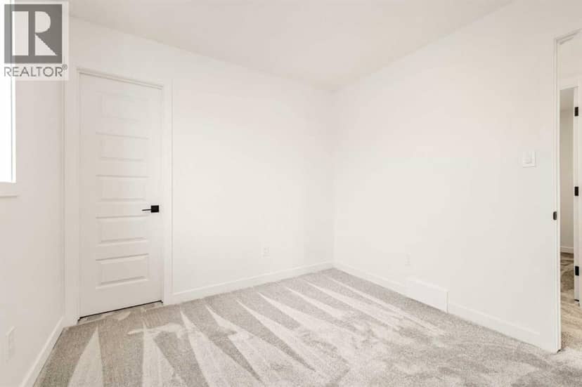 4320 25 Avenue S — photo 17 of 20