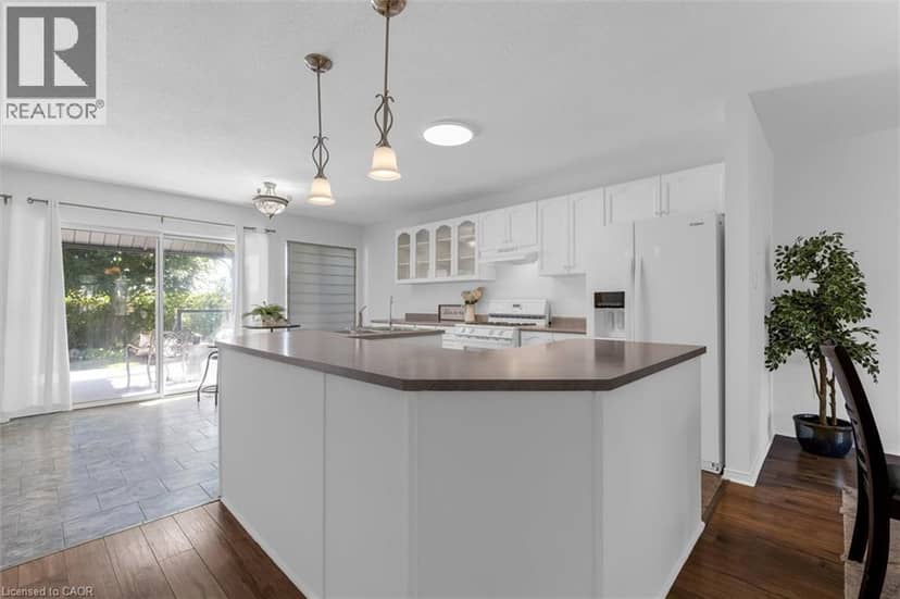 7 ASPEN Lane — photo 10 of 40