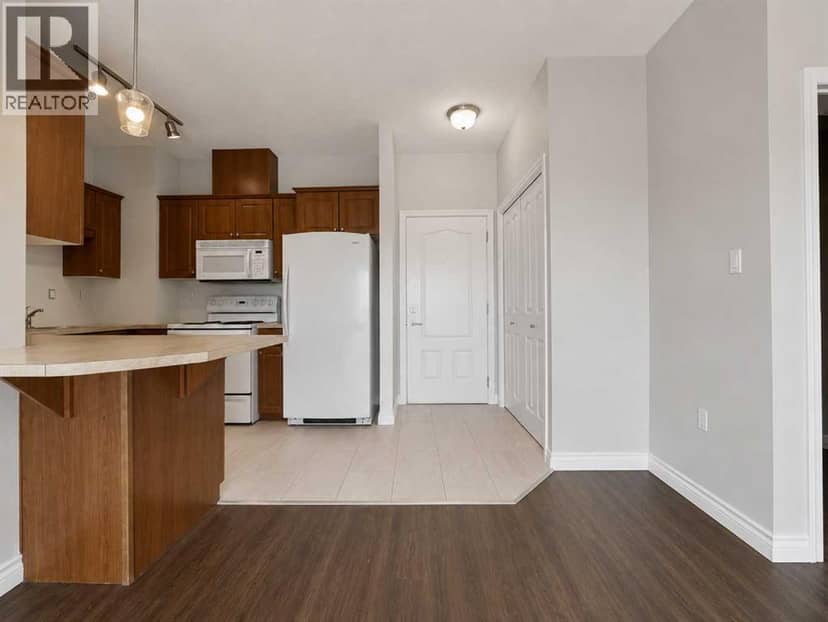 208, 9229 Lakeland Drive, Grande Prairie, photo 5