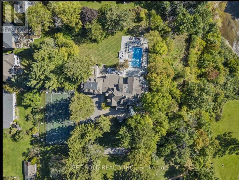 2552 Jarvis Street — photo 1 of 26