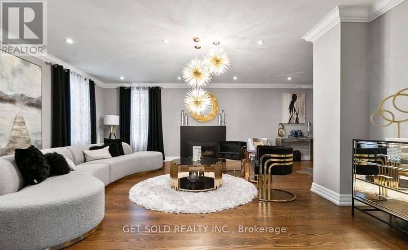 2552 Jarvis Street — photo 7 of 26