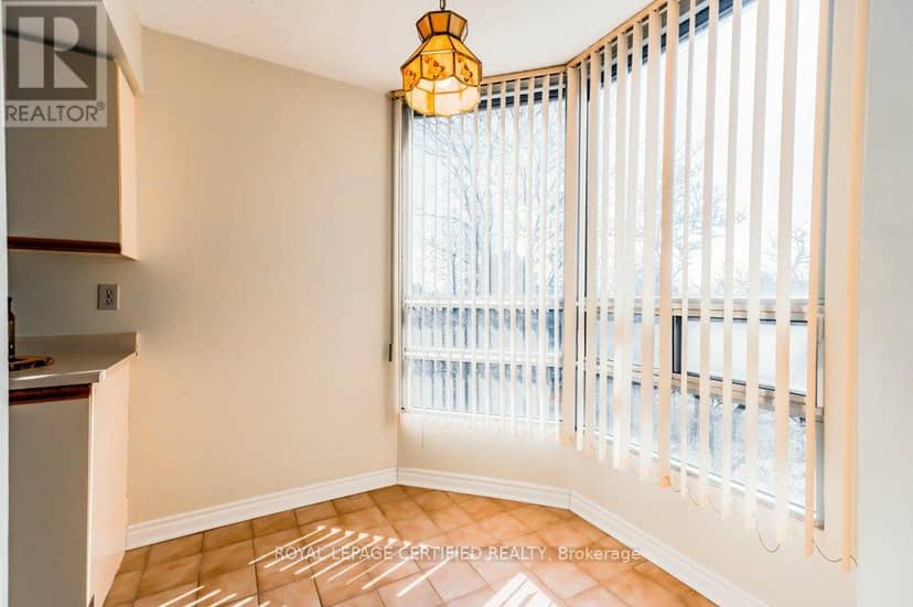 304 - 320 Mill Street S, Brampton, photo 4