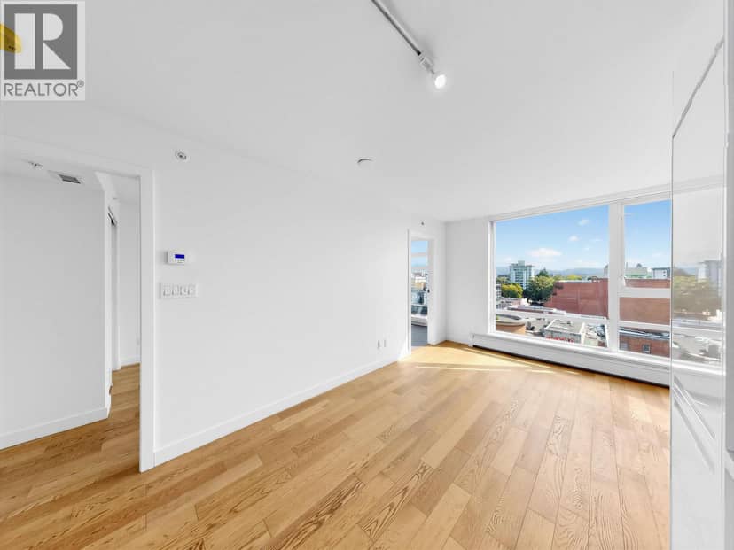 1608 188 KEEFER STREET, Vancouver, photo 2