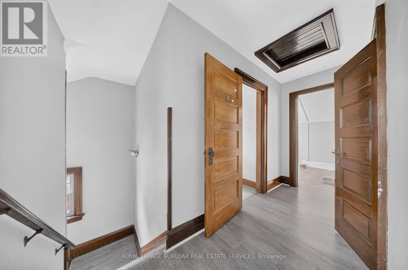 145 Albert Street W — photo 12 of 25