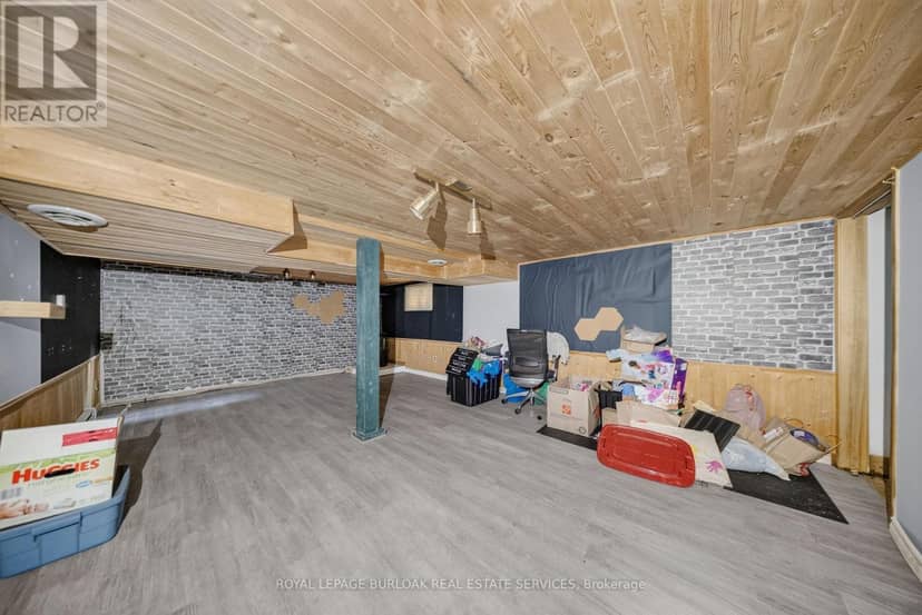 145 Albert Street W — photo 21 of 25