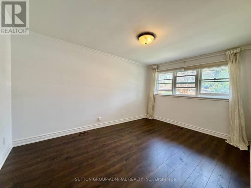 6 Highhill Drive — photo 15 of 18