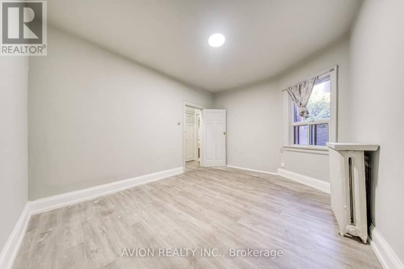 54 Ryerson Avenue — photo 13 of 36