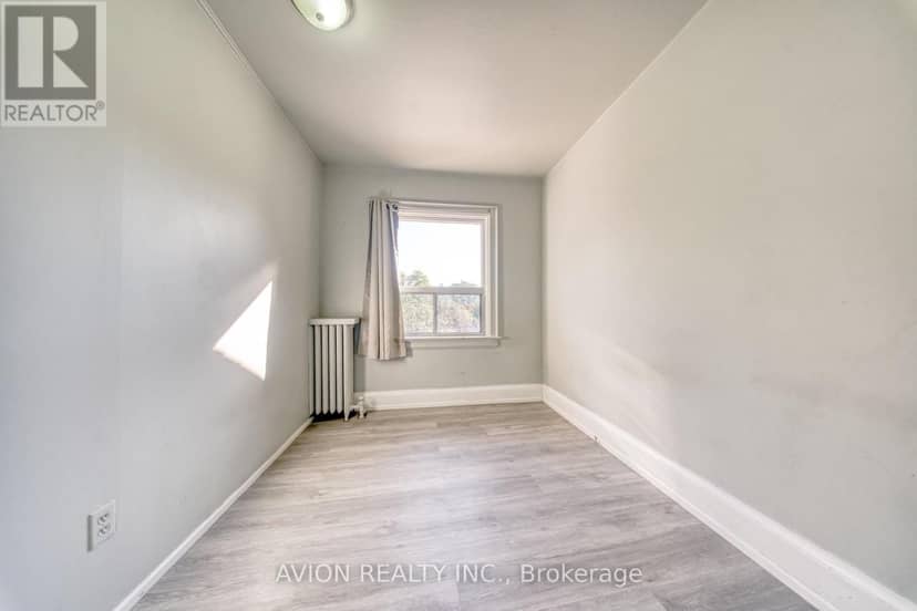 54 Ryerson Avenue — photo 25 of 36