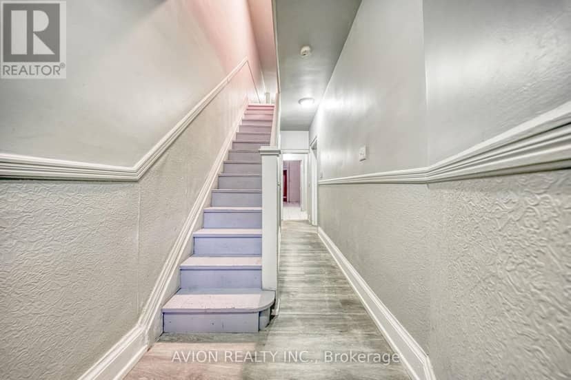 54 Ryerson Avenue, Toronto, photo 4