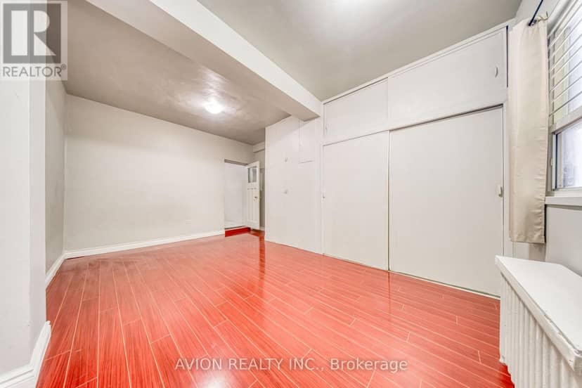 54 Ryerson Avenue — photo 9 of 36