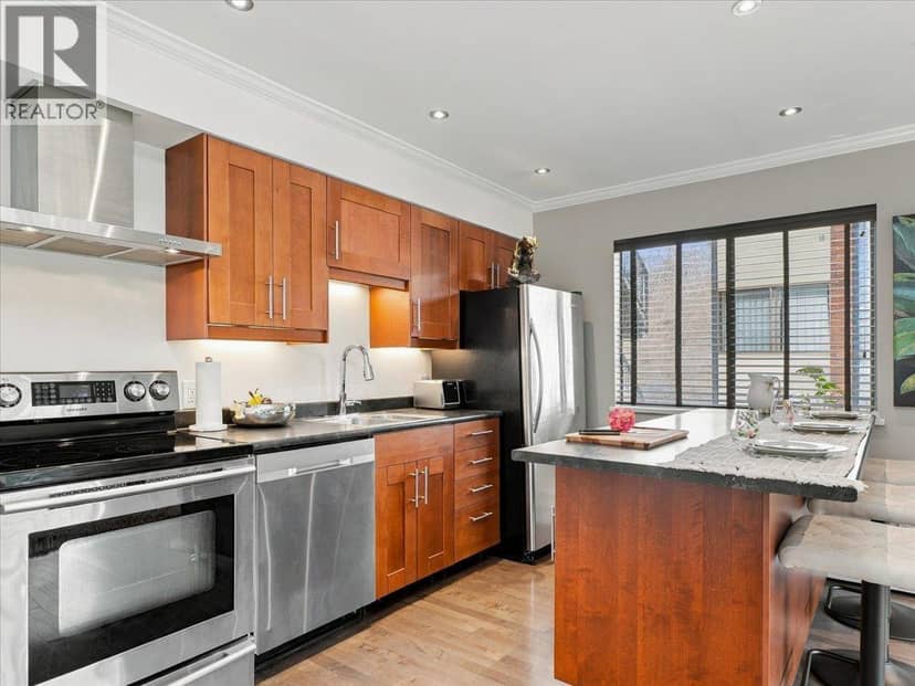 6 137 E 5TH STREET, North Vancouver, photo 5