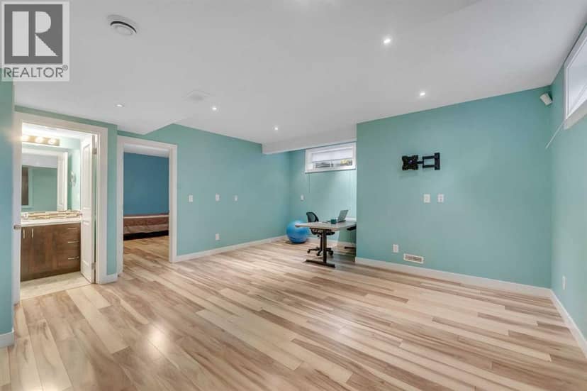 185 West Lakeview Drive — photo 35 of 40