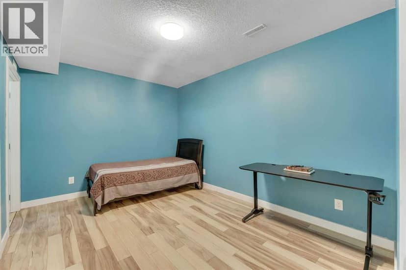 185 West Lakeview Drive — photo 37 of 40