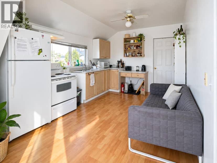 Top 4265 SLOCAN STREET, Vancouver, photo 2