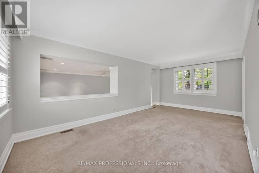 27 Nottingham Drive — photo 6 of 40