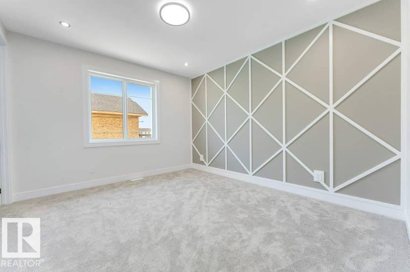 6398 17 ST NE — photo 32 of 40