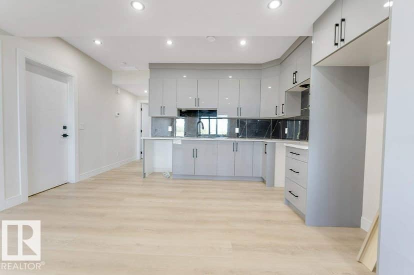 6398 17 ST NE — photo 40 of 40