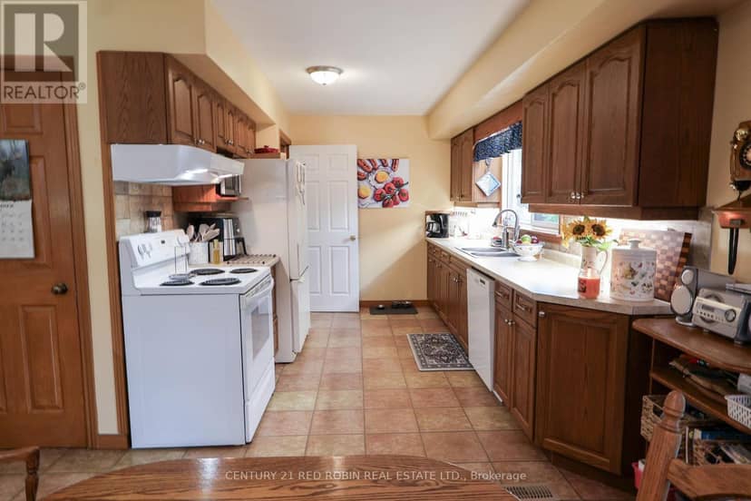 359 Oak Avenue — photo 28 of 40