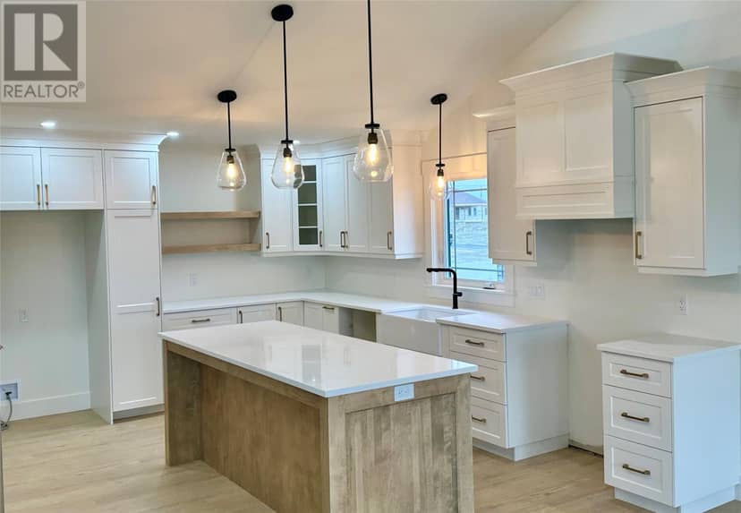 19 Blandford Street — photo 2 of 8