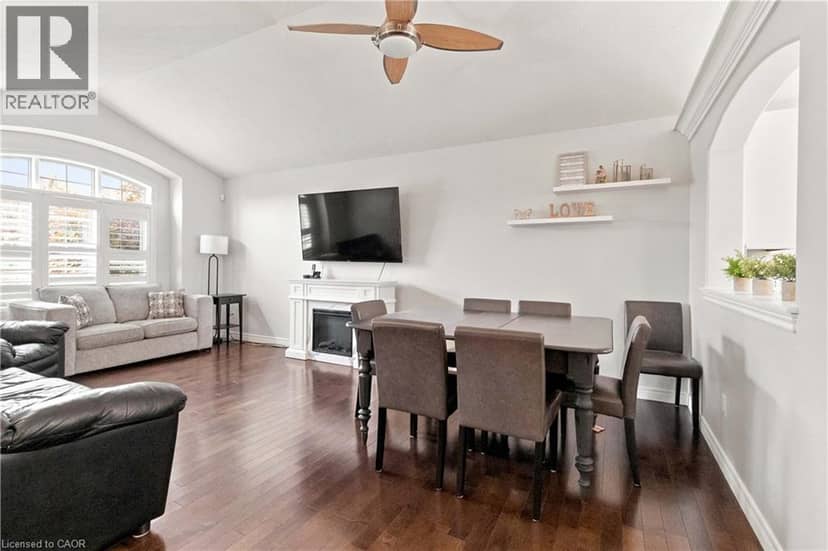 33 STRATFORD Terrace, Brantford, photo 7