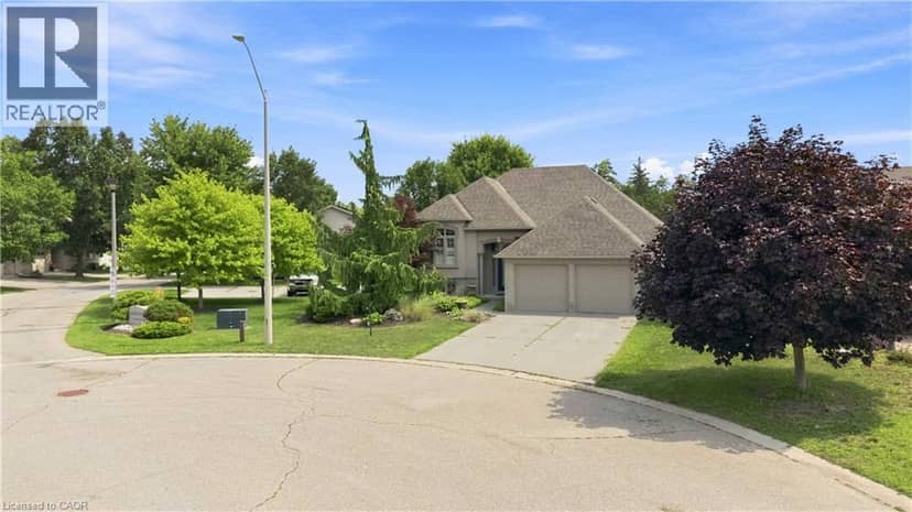 33 STRATFORD Terrace, Brantford, photo 2