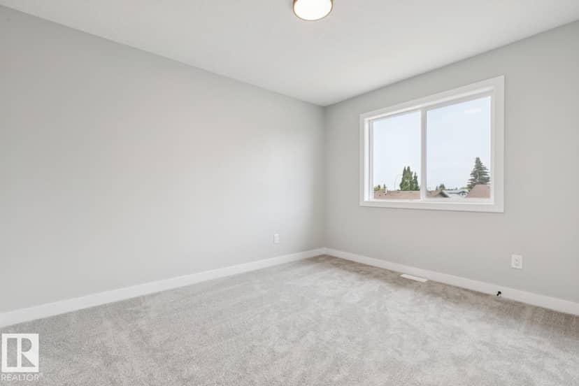 72 Maple Cr — photo 35 of 40