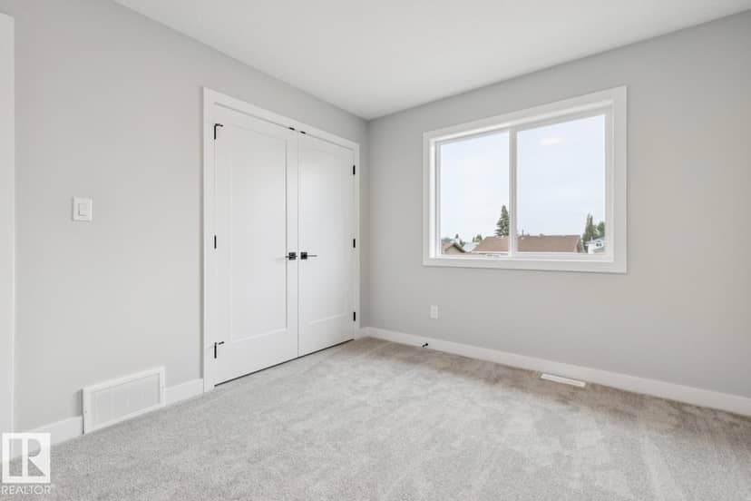 72 Maple Cr — photo 34 of 40