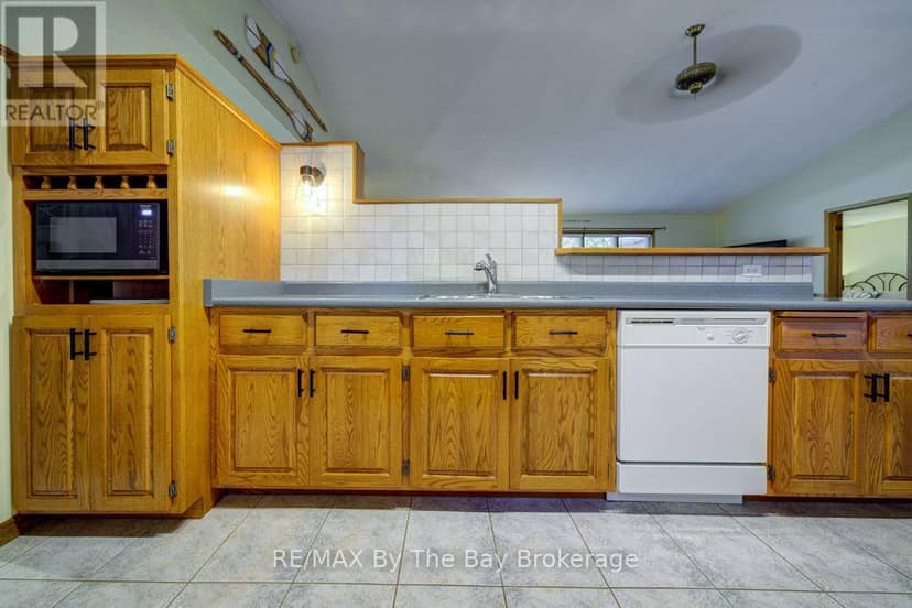 47 Birchwood Trail — photo 15 of 40