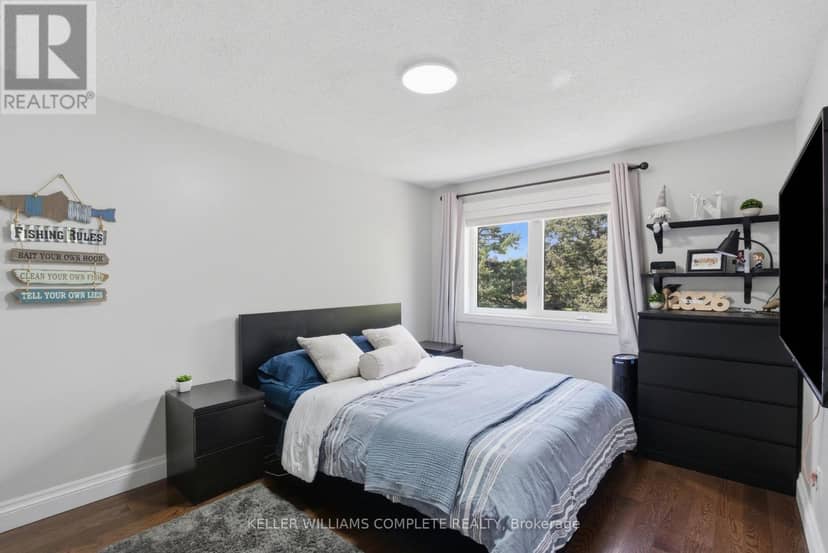 27 John Martin Crescent — photo 28 of 40