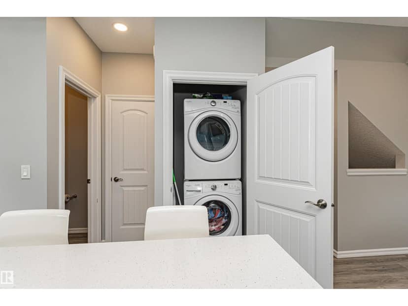 #61 215 Saddleback Rd NW — photo 9 of 40