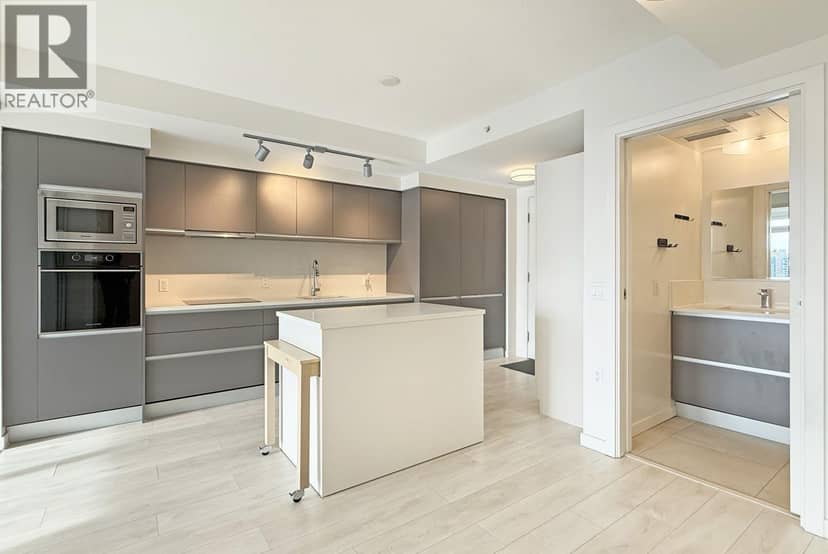 1211 180 E 2ND AVENUE, Vancouver, photo 2