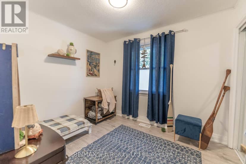 6 Camdon Court — photo 17 of 40