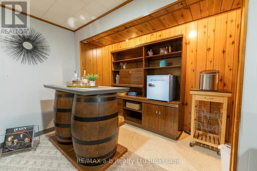 6 Camdon Court — photo 29 of 40