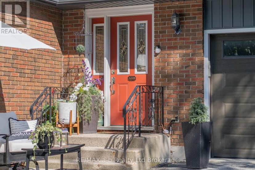 6 Camdon Court — photo 4 of 40