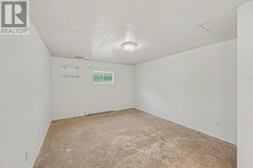 107 Chamney Shore Road — photo 26 of 36