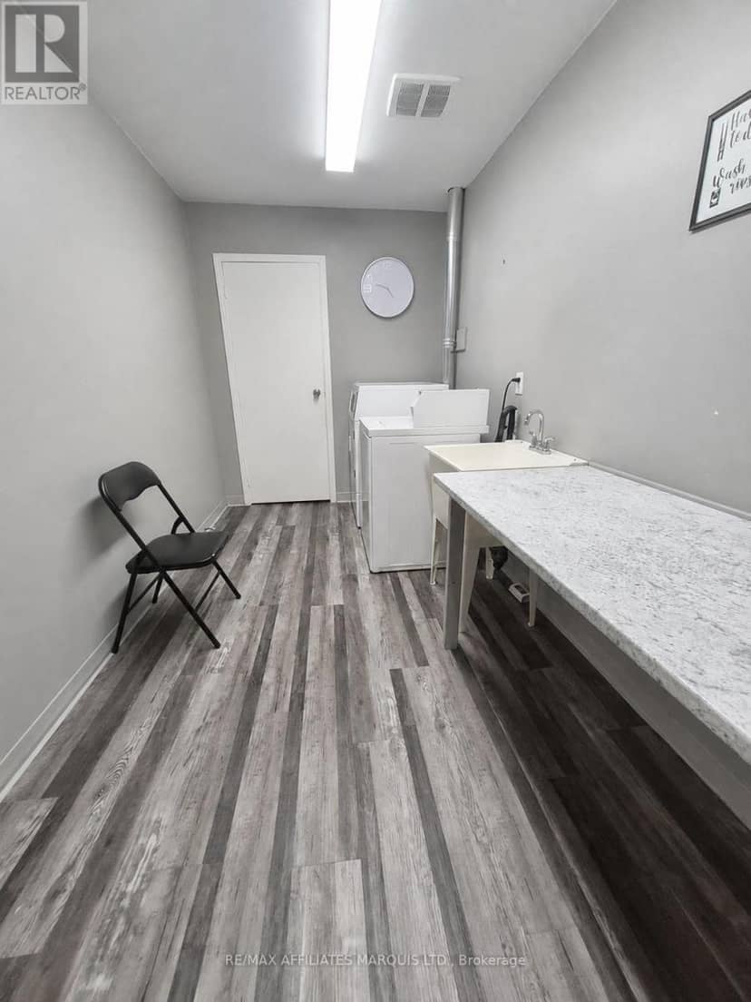 302 - 220 Kenyon Street W, North Glengarry, photo 8