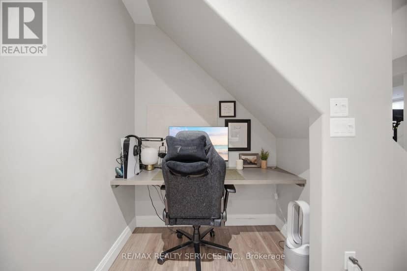 18 Filton Road — photo 40 of 40