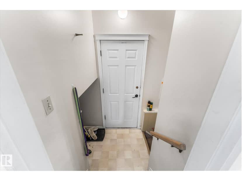 16807 98 Avenue NW NW — photo 24 of 40