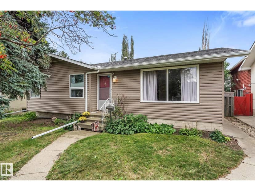 16807 98 Avenue NW NW, Edmonton