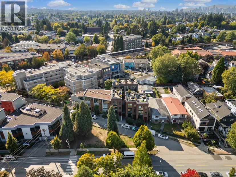 3431 PORTER STREET, Vancouver, photo 2