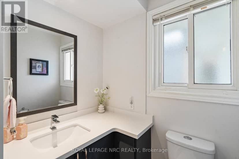 476 Vine Street — photo 15 of 40