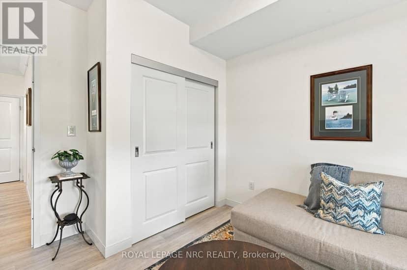 107 - 105 Vansickle Road S — photo 19 of 40
