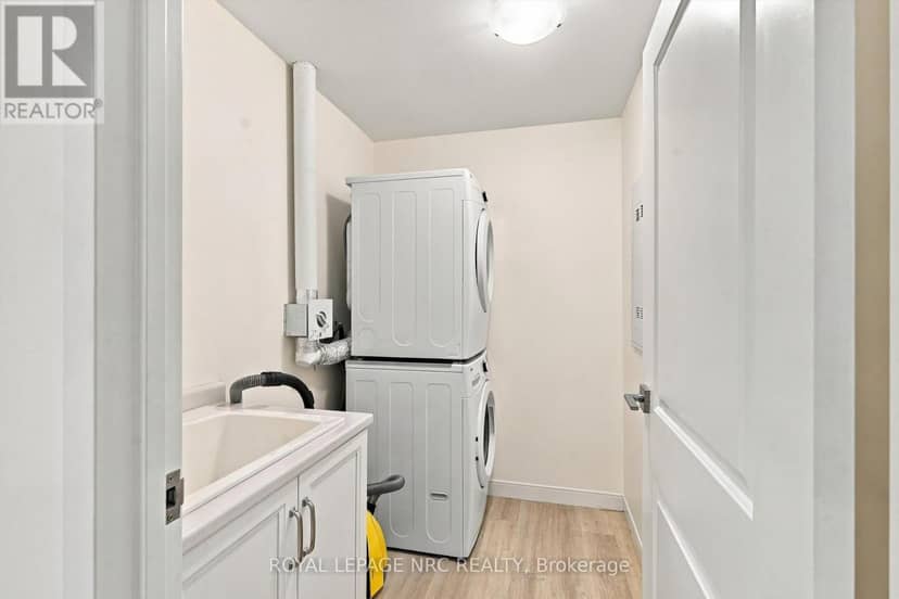 107 - 105 Vansickle Road S — photo 27 of 40