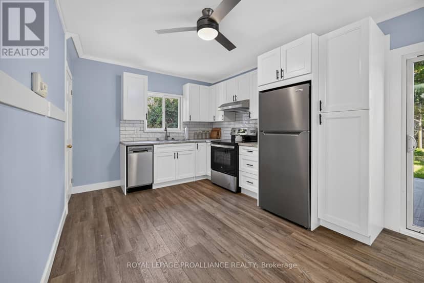 23 Sophia Street — photo 11 of 31