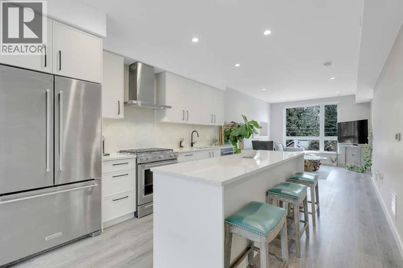 6 50 SEAVIEW DRIVE, Port Moody, photo 3
