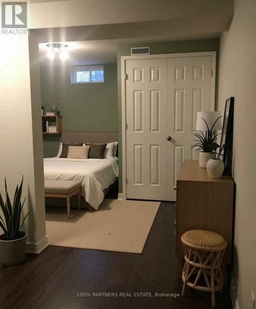 34 - 1570 Richmond Street — photo 28 of 29