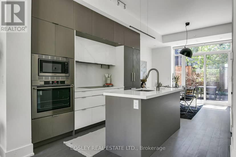 TH05 - 51 Paul Lane Gardens — photo 10 of 40