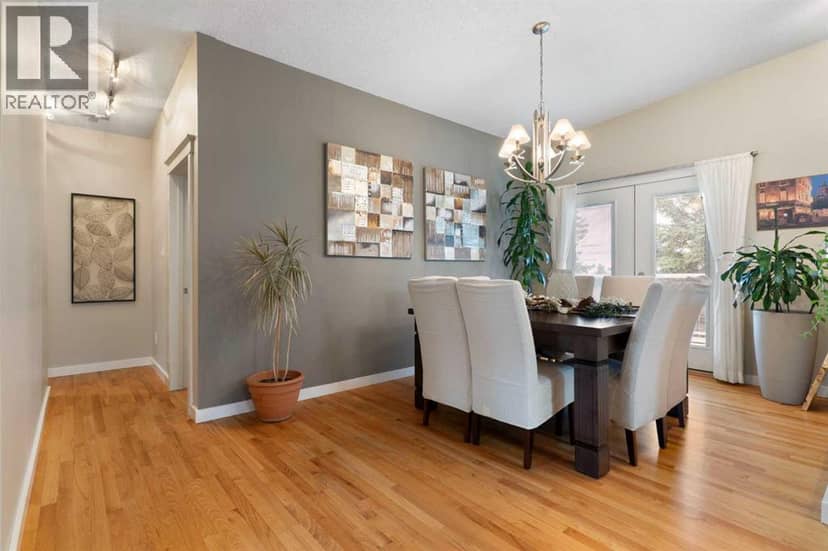 43 Cromwell Avenue NW — photo 9 of 40